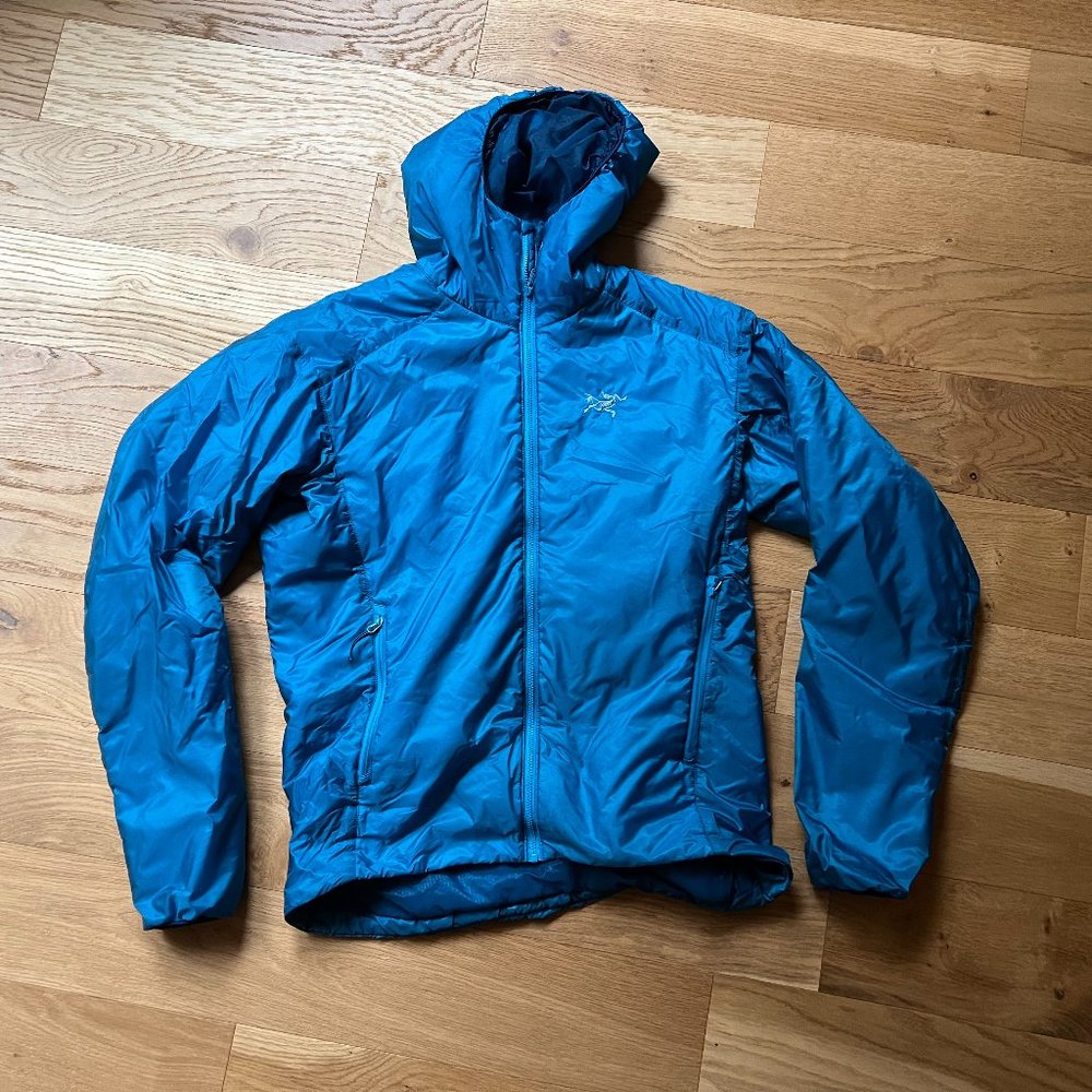 Arc'teryx men's medium primaloft jacket